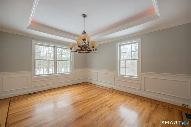 $6,000 | 17 Hallview Drive, Simsbury, CT 06070