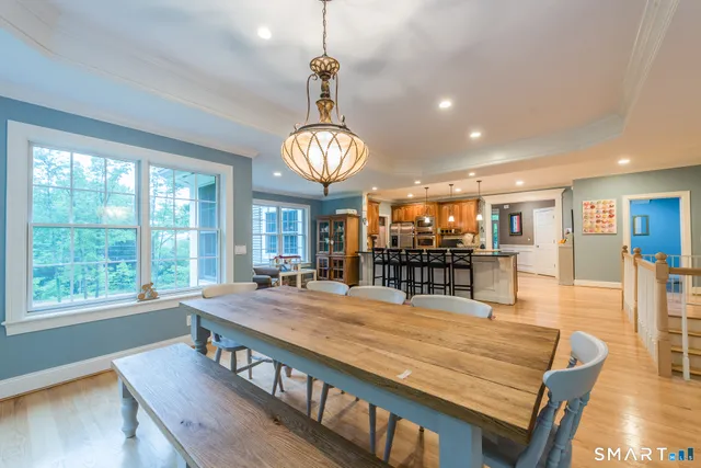 $6,000 | 17 Hallview Drive, Simsbury, CT 06070