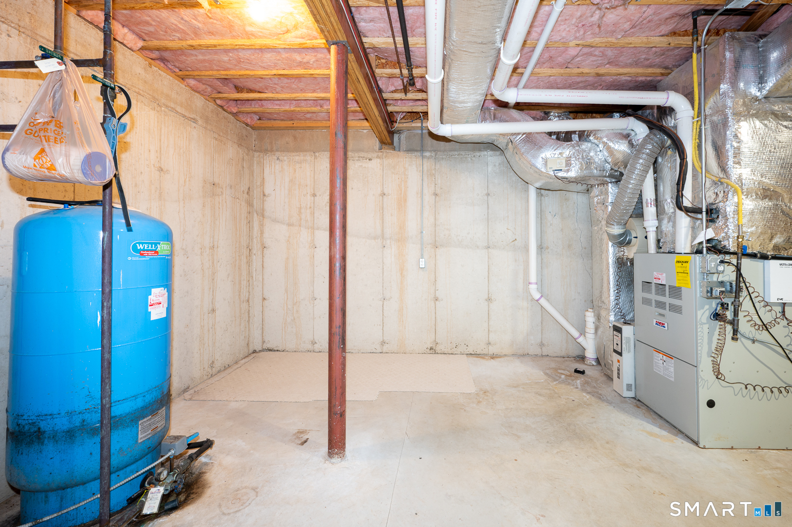 17 Hallview Drive Simsbury, CT 06070 - Photo 10 of 34