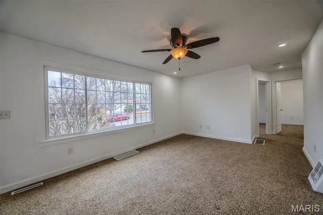 $127,900 | 549 South Krudwig Avenue, Lebanon, MO 65536