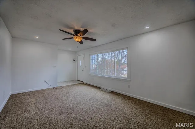 $127,900 | 549 South Krudwig Avenue, Lebanon, MO 65536