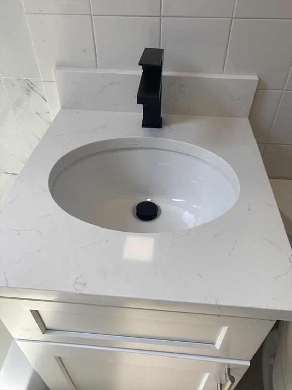 324 Summit Avenue, Unit 3 Boston, MA 02135 - Photo 13 of 16