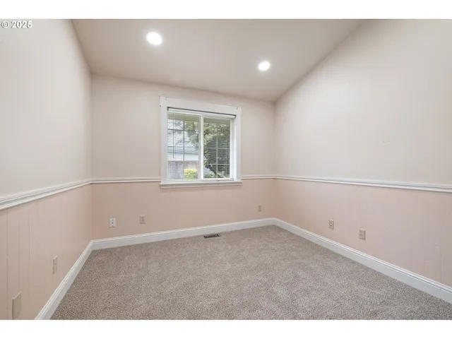 $699,900 | 280 Roan Drive, Eugene, OR 97401