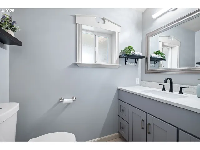 $699,900 | 280 Roan Drive, Eugene, OR 97401