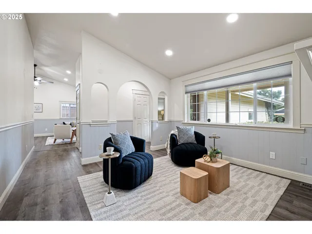 $699,900 | 280 Roan Drive, Eugene, OR 97401