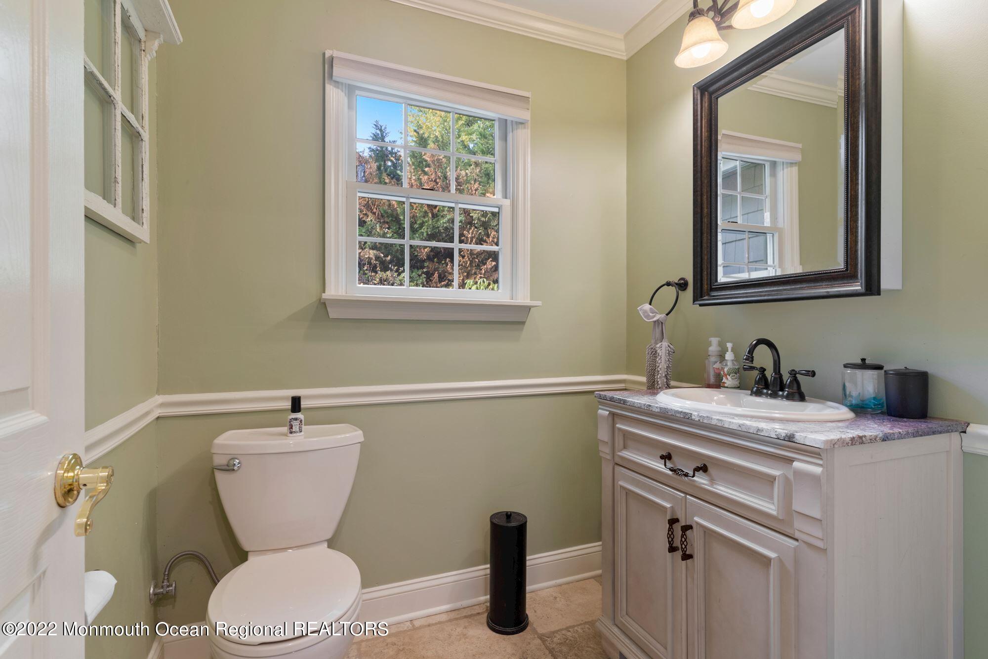 33 Wyckham Road Tinton Falls, NJ 07724 - Photo 17 of 41 017_33_WYCKHAM_ROAD_400419_748920