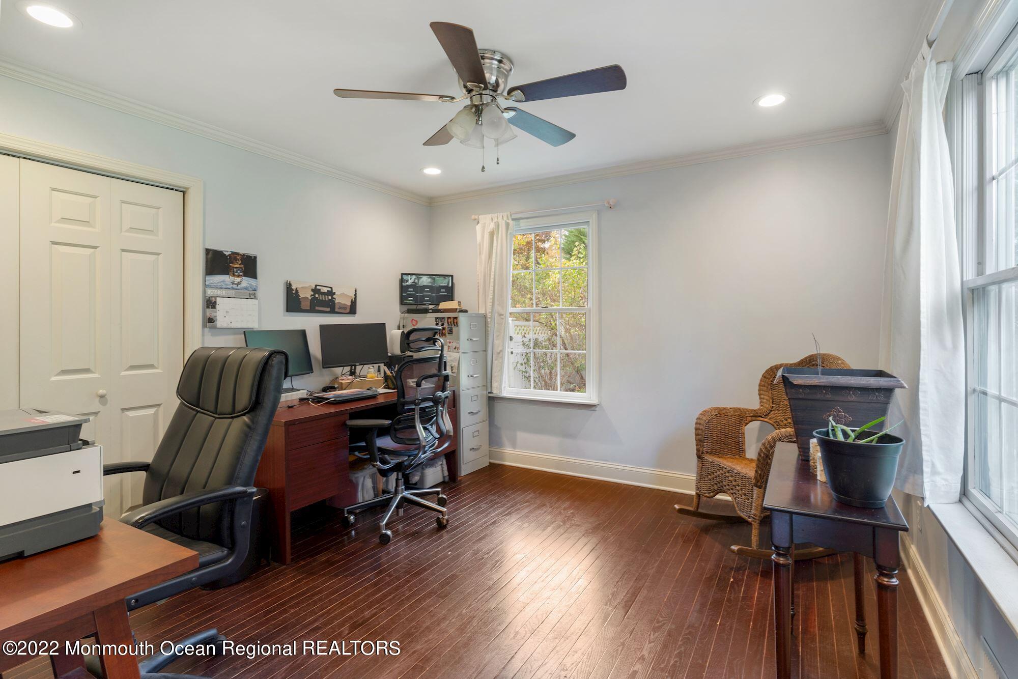 33 Wyckham Road Tinton Falls, NJ 07724 - Photo 18 of 41 018_33_WYCKHAM_ROAD_400419_748920