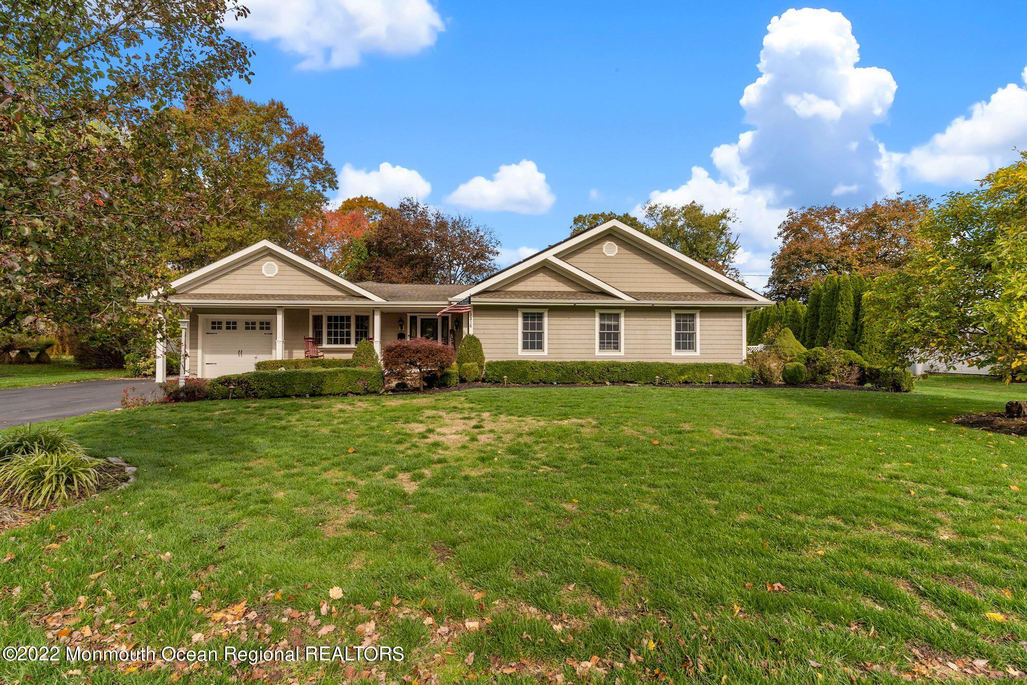 33 Wyckham Road Tinton Falls, NJ 07724 - Photo 2 of 41 002_33_WYCKHAM_ROAD_400419_748920