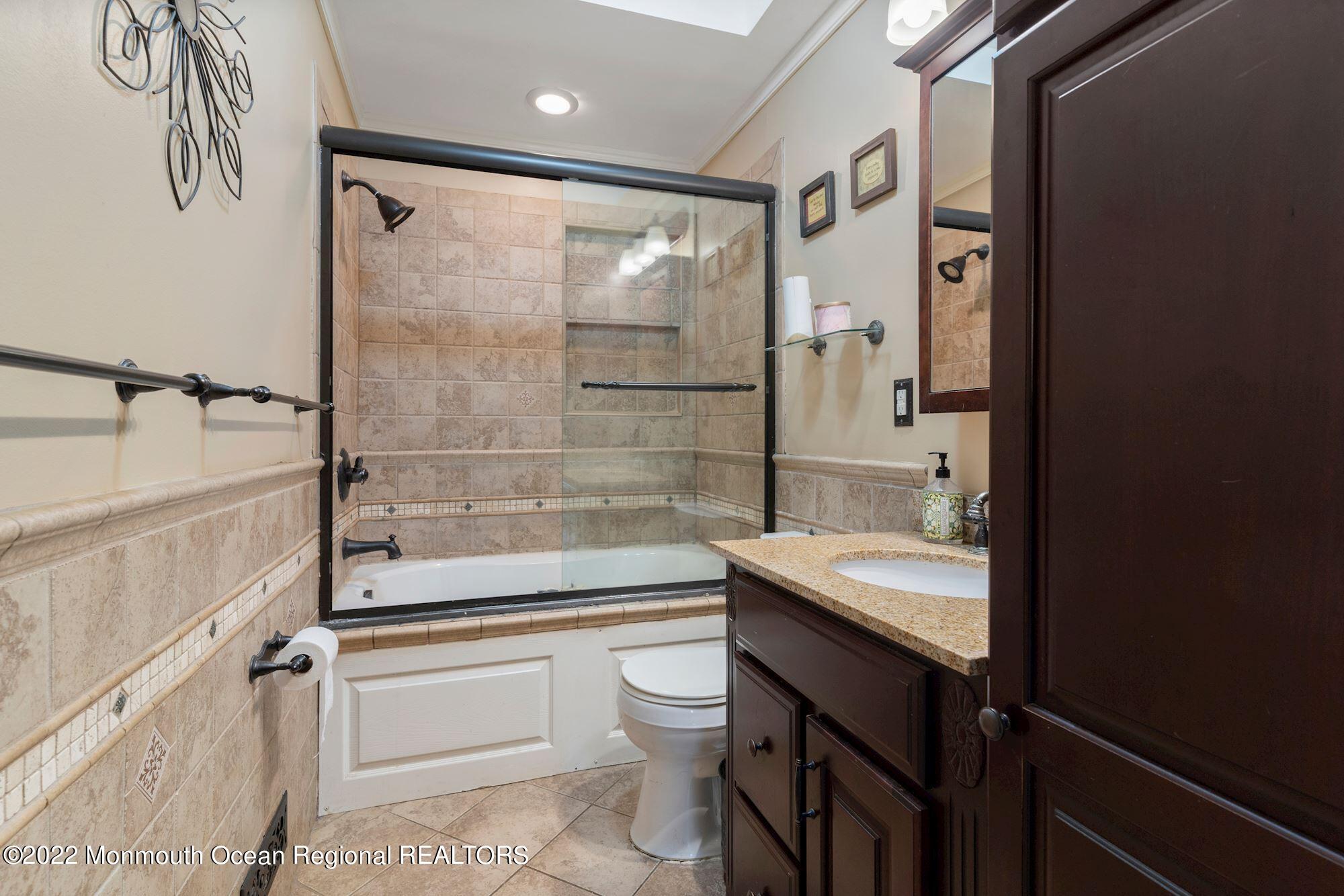 33 Wyckham Road Tinton Falls, NJ 07724 - Photo 25 of 41 025_33_WYCKHAM_ROAD_400419_748920