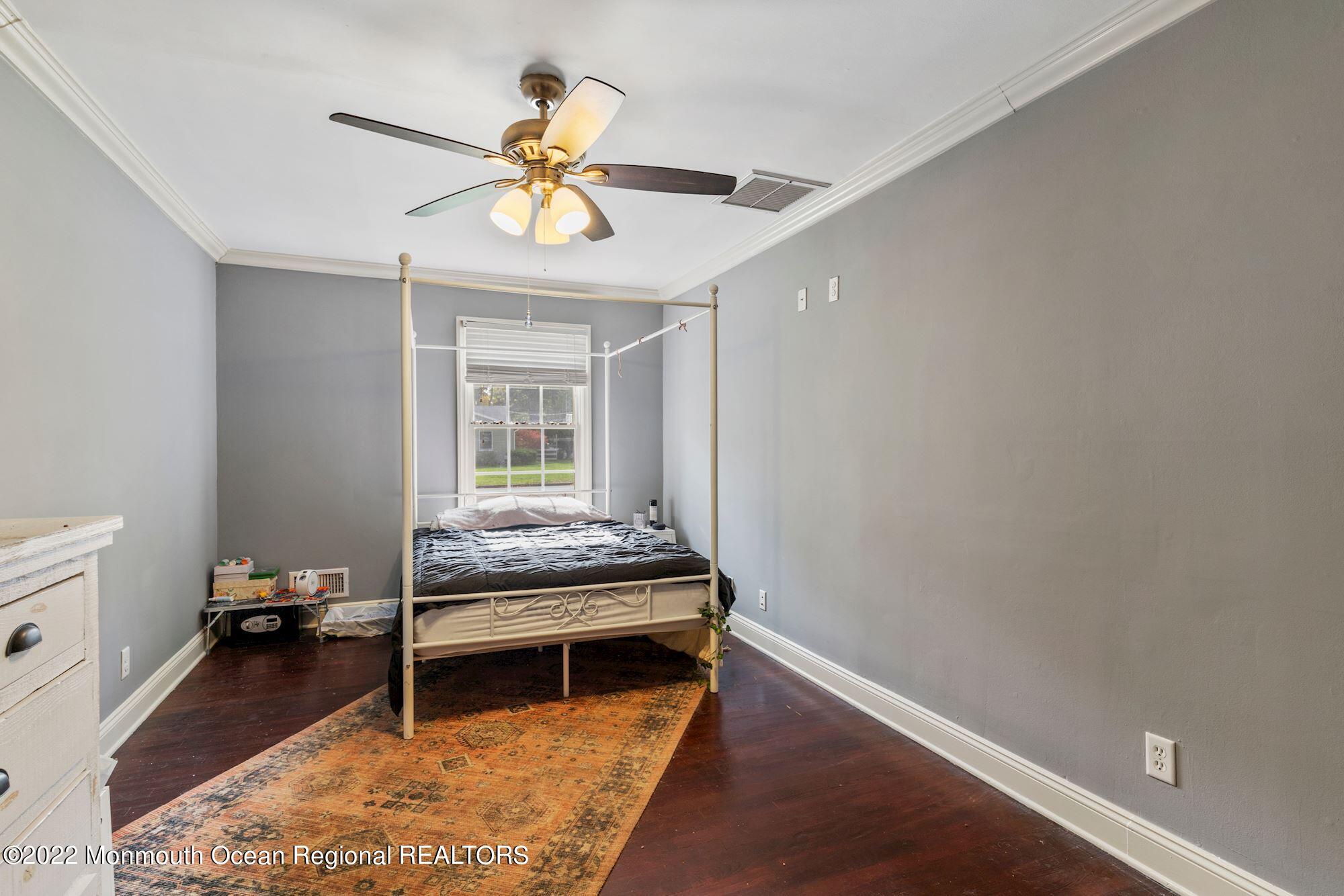 33 Wyckham Road Tinton Falls, NJ 07724 - Photo 29 of 41 029_33_WYCKHAM_ROAD_400419_748920