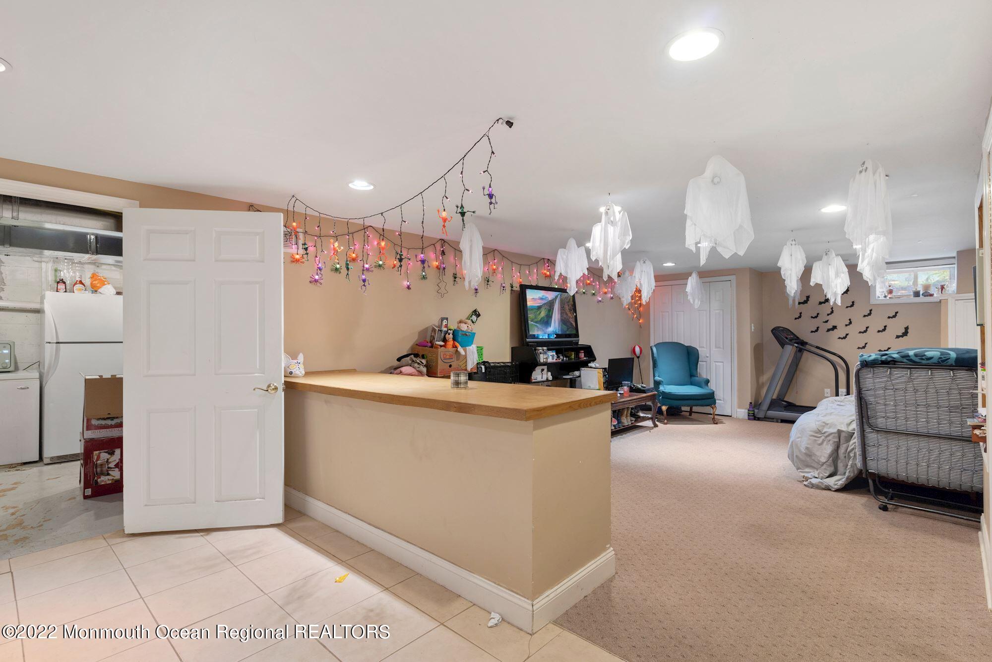 33 Wyckham Road Tinton Falls, NJ 07724 - Photo 36 of 41 036_33_WYCKHAM_ROAD_400419_748920