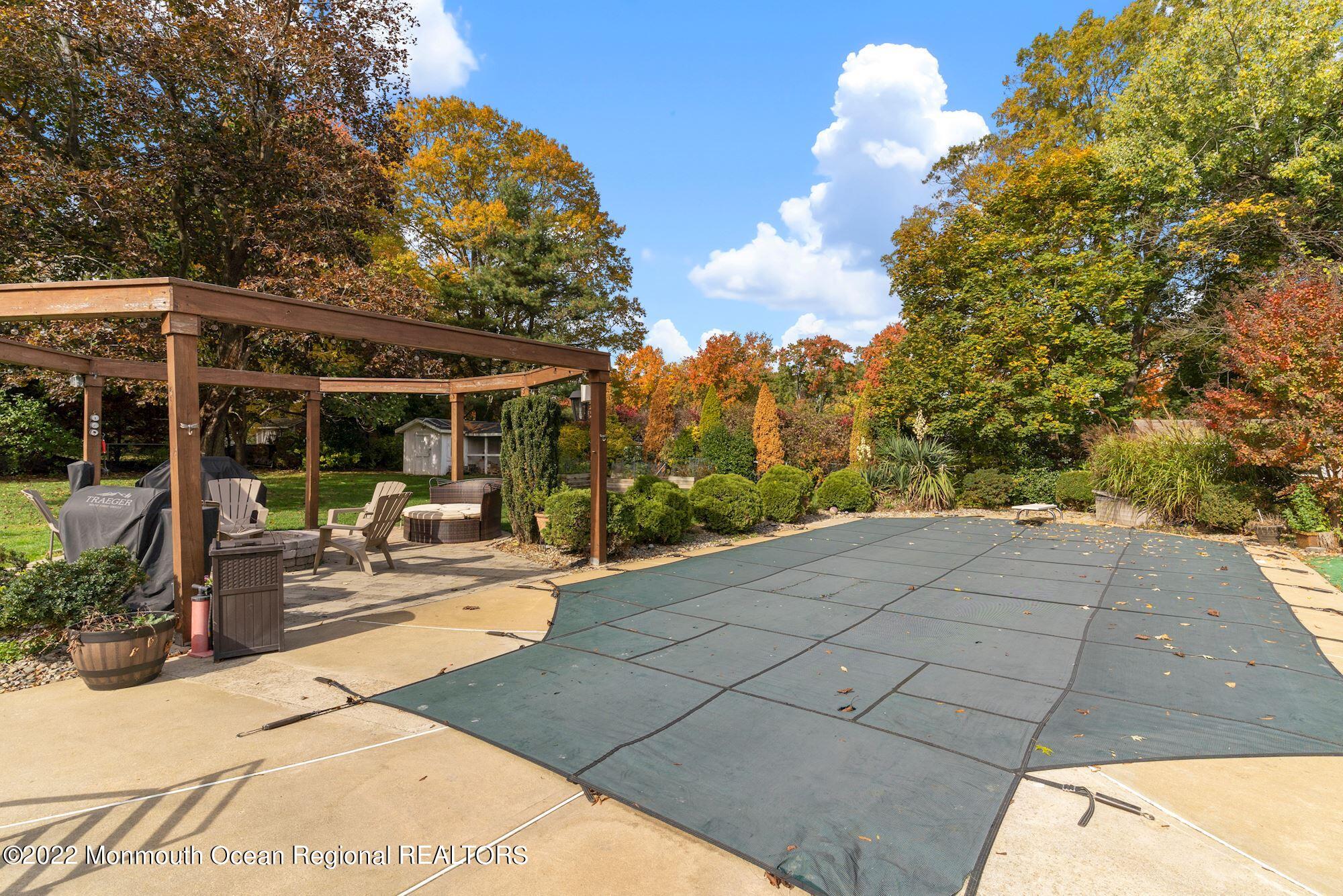 33 Wyckham Road Tinton Falls, NJ 07724 - Photo 38 of 41 038_33_WYCKHAM_ROAD_400419_748920