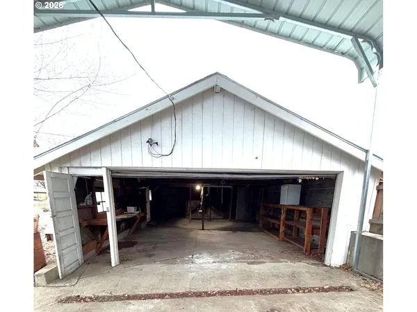 $249,000 | 90 Adams Street West, Huntington, OR 97907