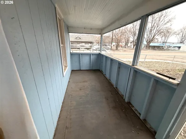 $249,000 | 90 Adams Street West, Huntington, OR 97907