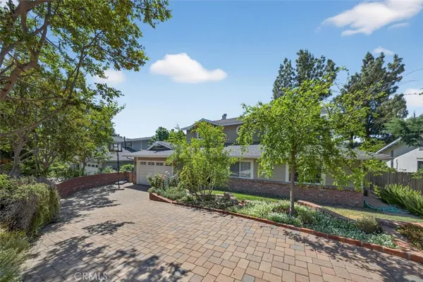 $1,899,000 | 3442 Brookhill Street, La Crescenta, CA 91214