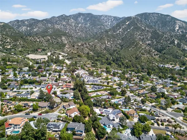 $1,899,000 | 3442 Brookhill Street, La Crescenta, CA 91214