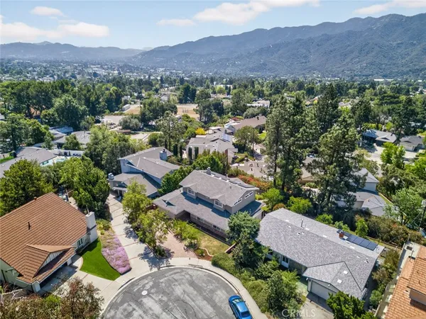 $1,899,000 | 3442 Brookhill Street, La Crescenta, CA 91214