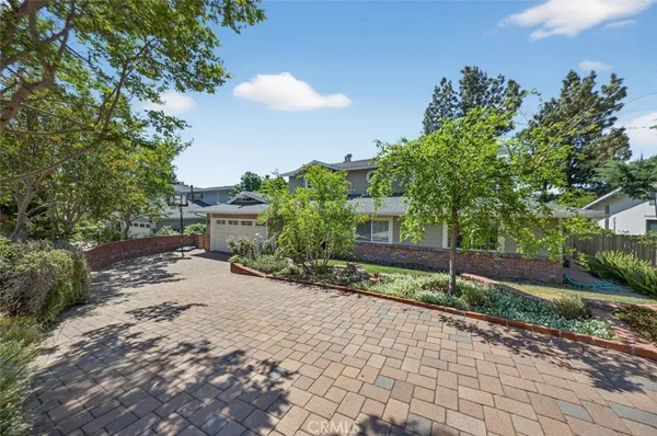 $1,899,000 | 3442 Brookhill Street, La Crescenta, CA 91214