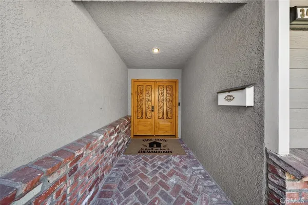 $1,899,000 | 3442 Brookhill Street, La Crescenta, CA 91214