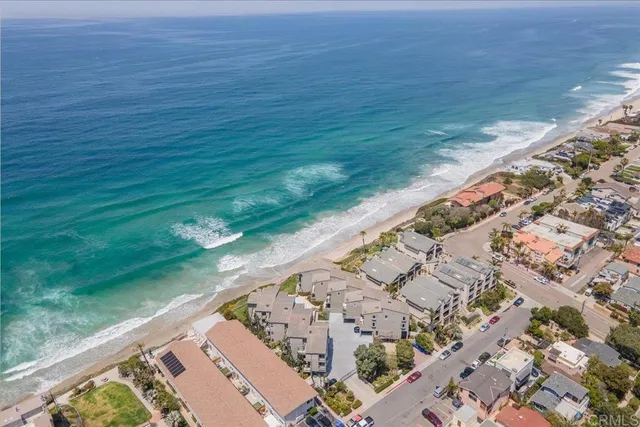 $1,670,000 | 940 Sealane Drive, Unit 3, Encinitas, CA 92024