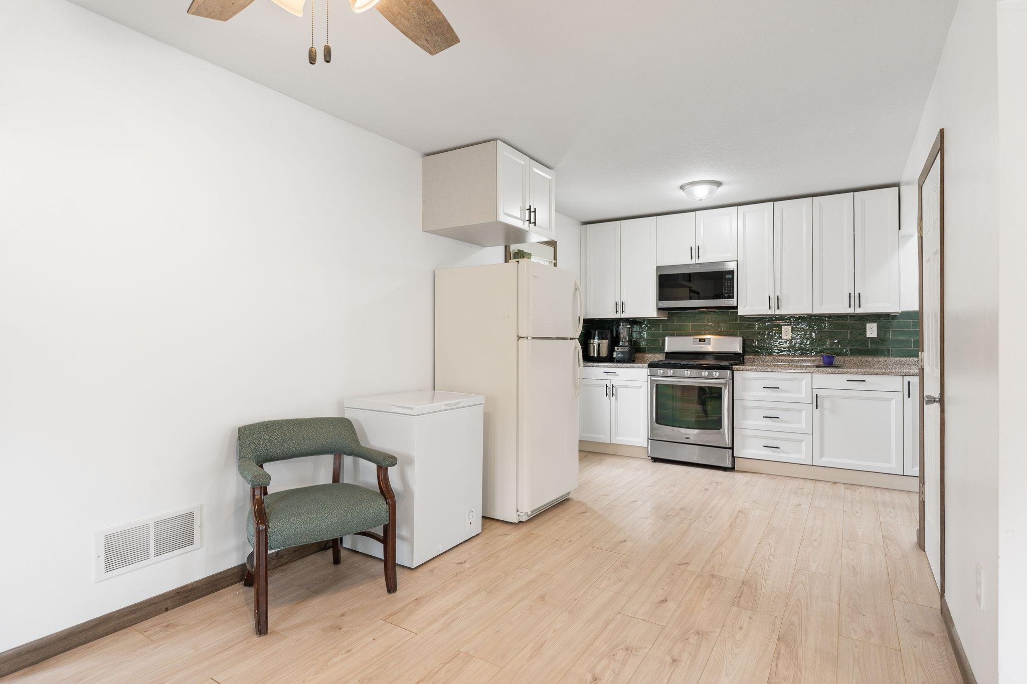 306 12th Avenue Southwest Austin, MN 55912 - Photo 21 of 28