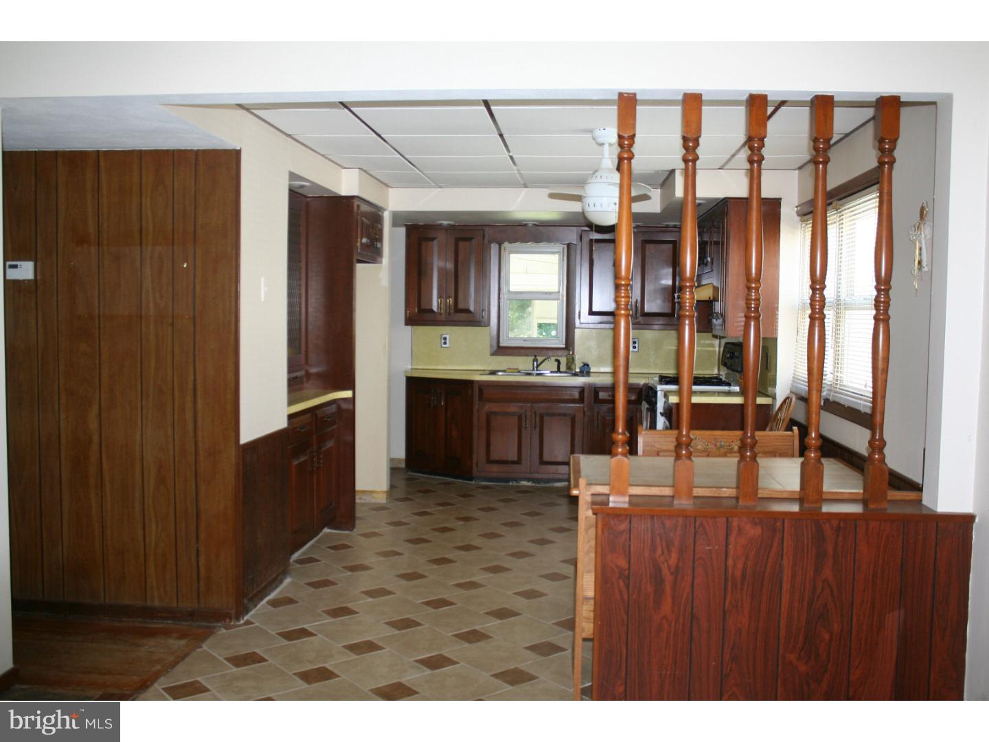 245 Ruth Avenue Hamilton, NJ 08610 - Photo 11 of 22 Kitchen