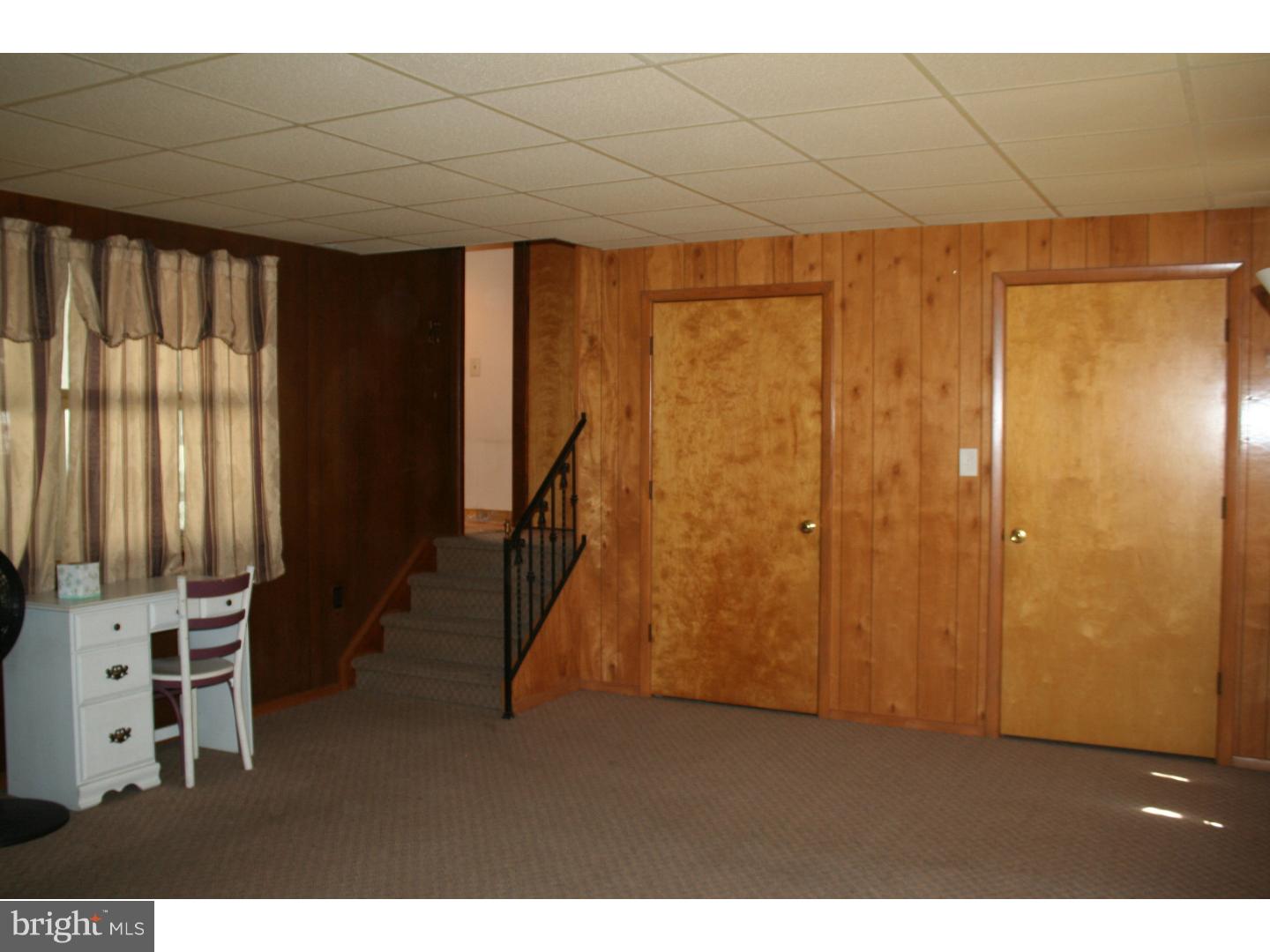 245 Ruth Avenue Hamilton, NJ 08610 - Photo 15 of 22 Den