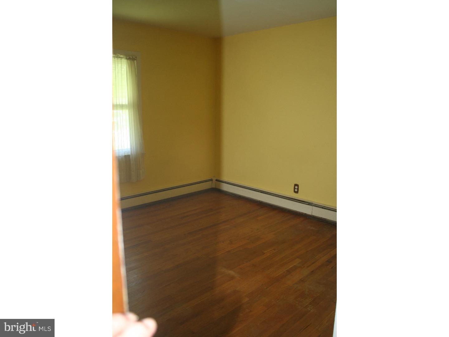 245 Ruth Avenue Hamilton, NJ 08610 - Photo 17 of 22 Bedroom - Main