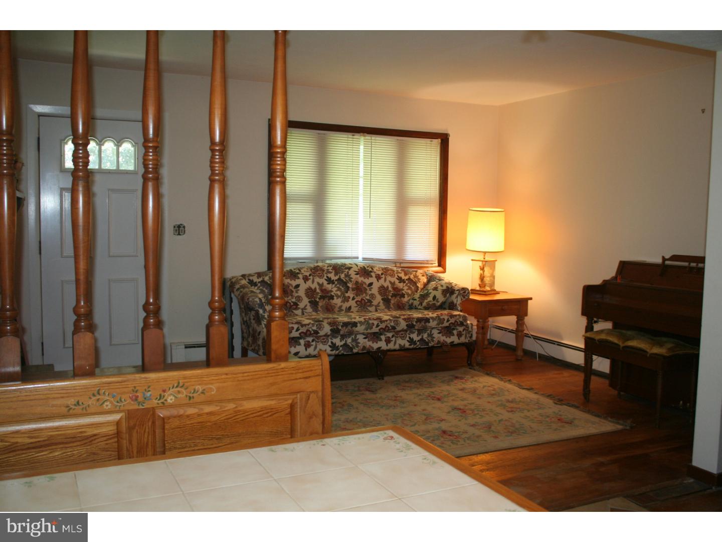 245 Ruth Avenue Hamilton, NJ 08610 - Photo 10 of 22 Living Room