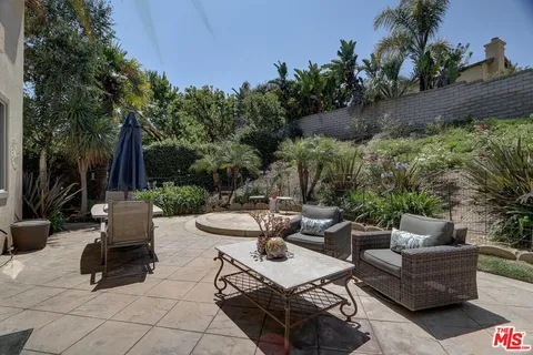 $1,535,000 | 5081 Via Camino, Newbury Park, CA 91320