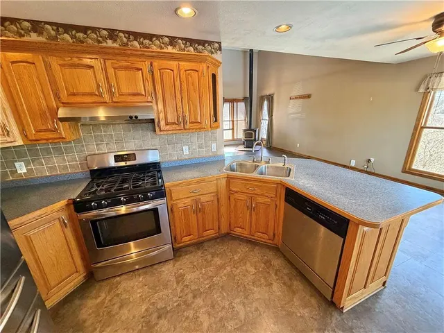 $325,000 | 350 Southeast Rattle Snake Hill, Butler, MO 64730