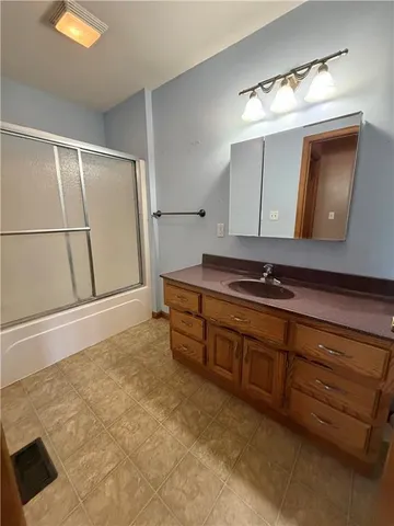 $325,000 | 350 Southeast Rattle Snake Hill, Butler, MO 64730