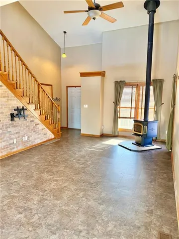 $325,000 | 350 Southeast Rattle Snake Hill, Butler, MO 64730