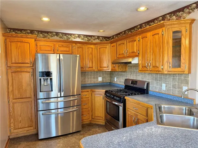 $325,000 | 350 Southeast Rattle Snake Hill, Butler, MO 64730