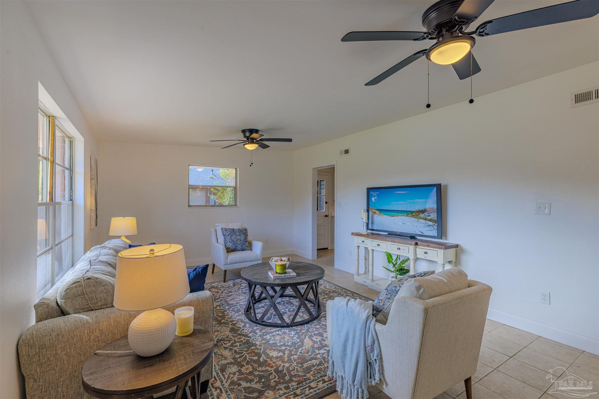 860 East Burgess Road Pensacola, FL 32504 - Photo 7 of 47 Gallery Image 7