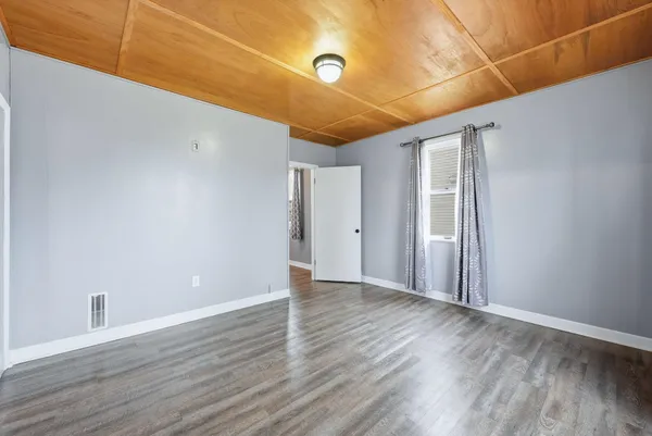 $219,900 | 109 South Gonser Avenue, Ashley, IN 46705