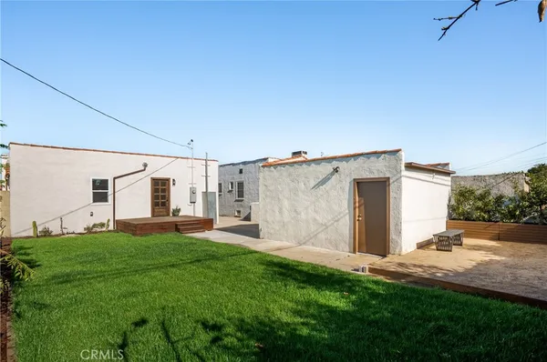 $969,999 | 2014 West 84th Street, Los Angeles, CA 90047