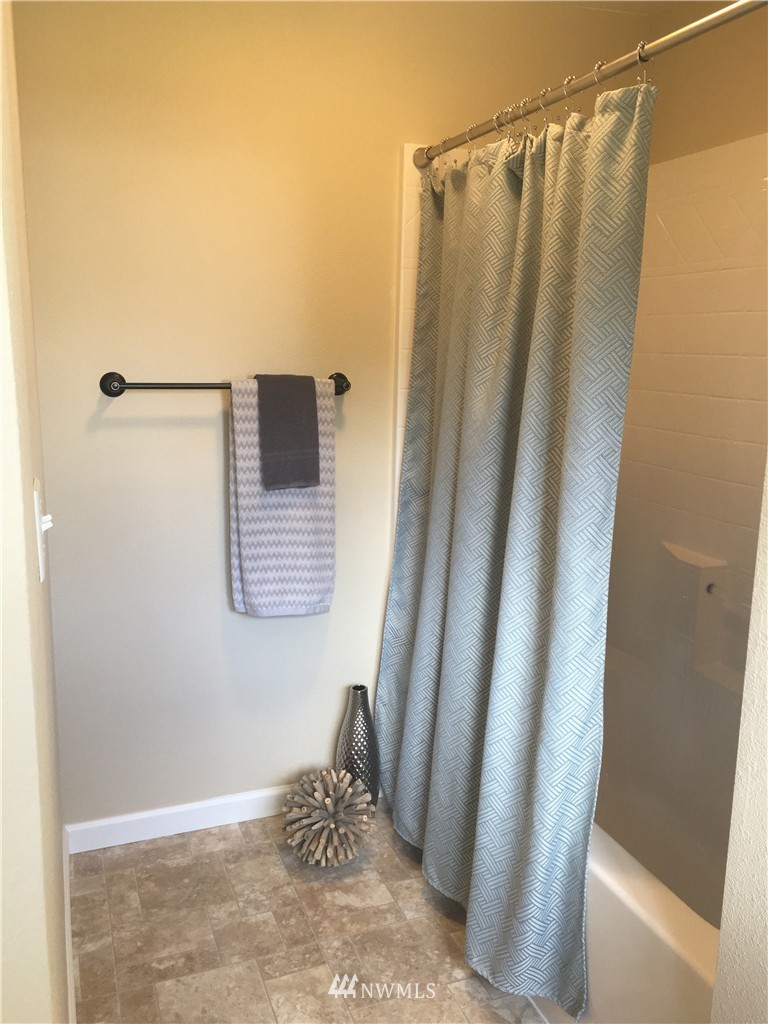 7539 195th Avenue Southwest Rochester, WA 98579 - Photo 20 of 25