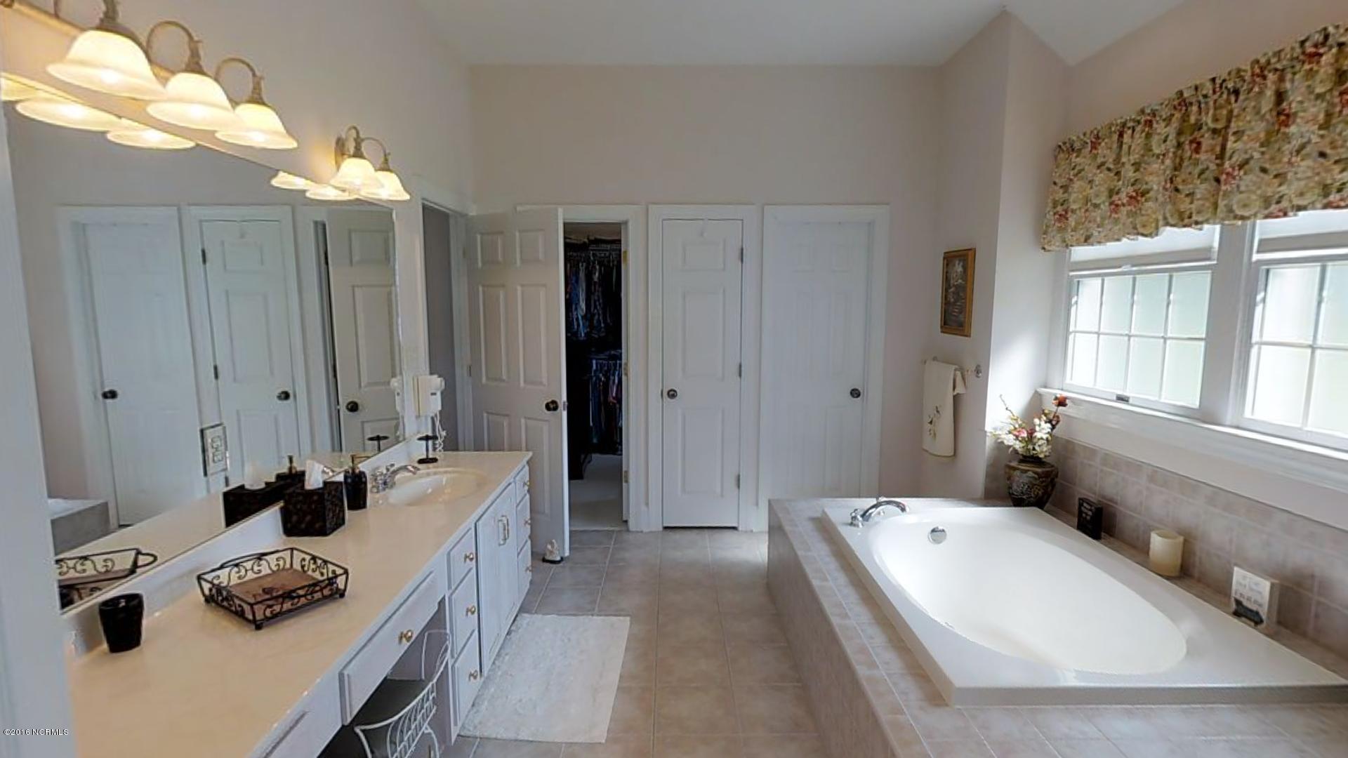 870 Treasure Point Road Bath, NC 27808 - Photo 23 of 39 Master Bath