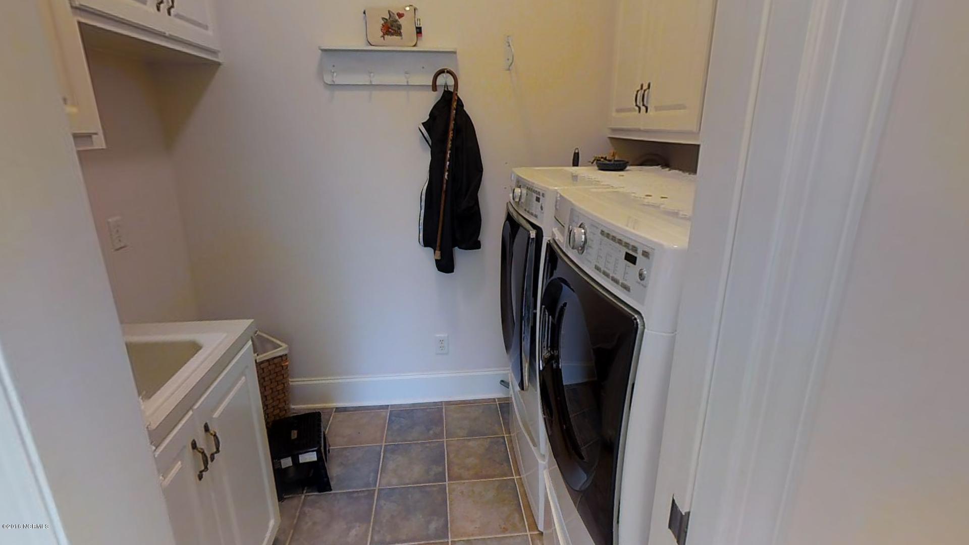 870 Treasure Point Road Bath, NC 27808 - Photo 29 of 39 Utility Sink