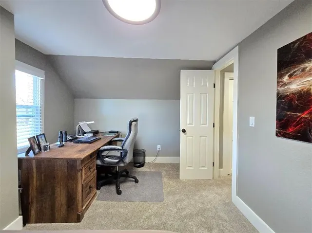 $1,640,000 | 30405 Oak Grove Road, Paola, KS 66071