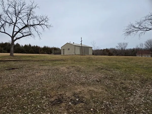 $1,499,999 | 30405 Oak Grove Road, Paola, KS 66071