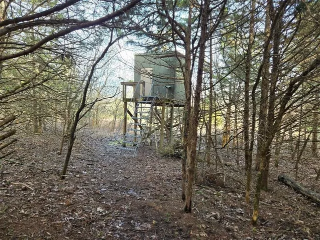 $1,640,000 | 30405 Oak Grove Road, Paola, KS 66071