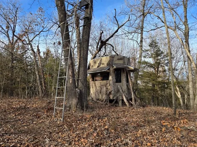 $1,640,000 | 30405 Oak Grove Road, Paola, KS 66071