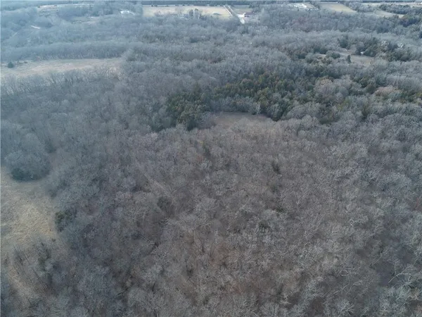 $1,499,999 | 30405 Oak Grove Road, Paola, KS 66071