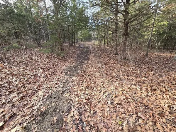 $1,499,999 | 30405 Oak Grove Road, Paola, KS 66071