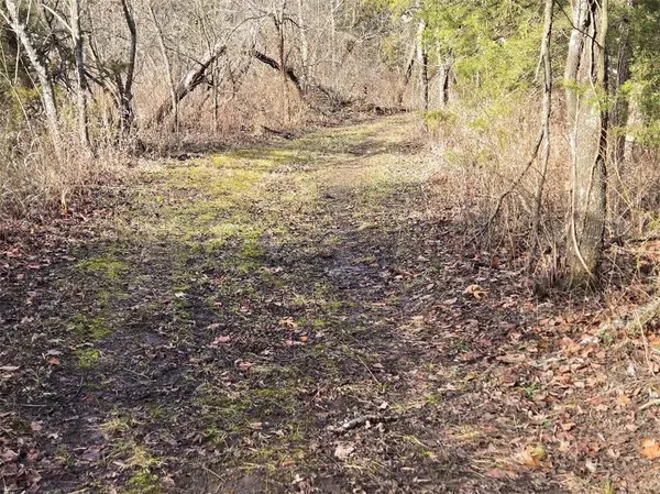 $1,499,999 | 30405 Oak Grove Road, Paola, KS 66071