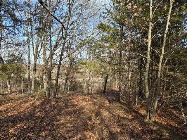 $1,640,000 | 30405 Oak Grove Road, Paola, KS 66071