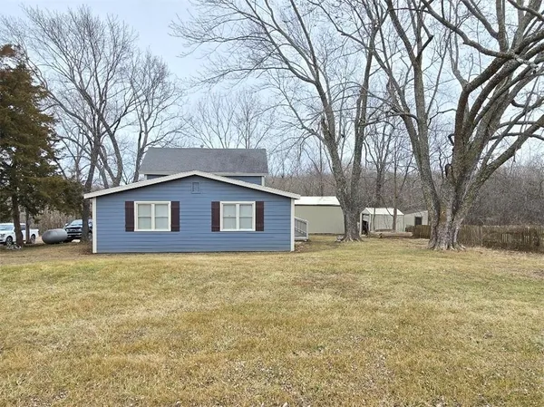 $1,499,999 | 30405 Oak Grove Road, Paola, KS 66071