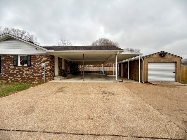 43 Liberty Road Winchester, TN 37398 - Photo 21 of 27 front view of a house with a outdoor space